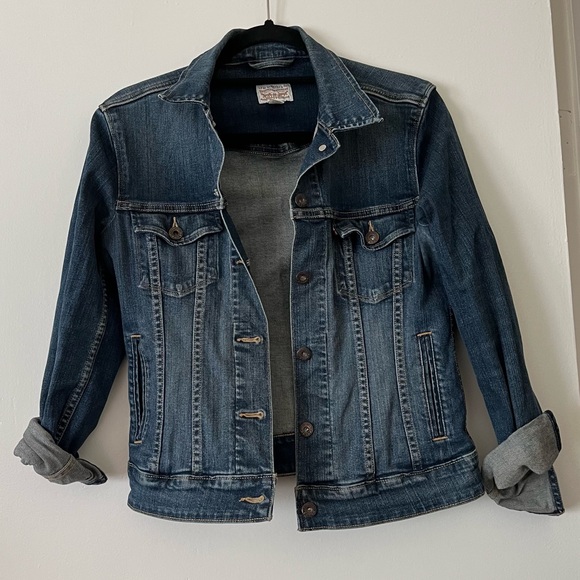 Levi’s stretch denim trucker Jean jacket - size 8/P - Picture 1 of 3